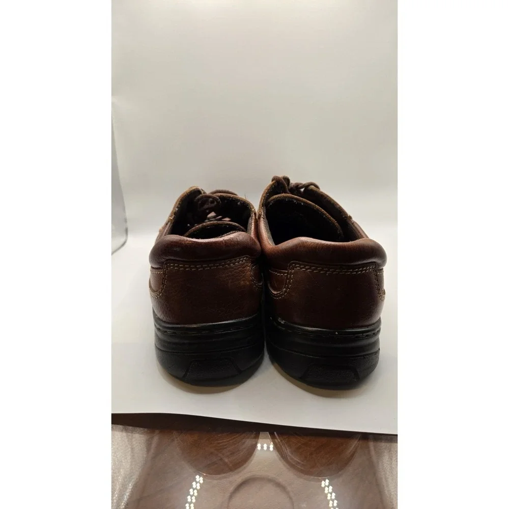 Outland Mens 10.5 Brown Leather Comfort Shoes Moc Toe Casual Work Oxfords
